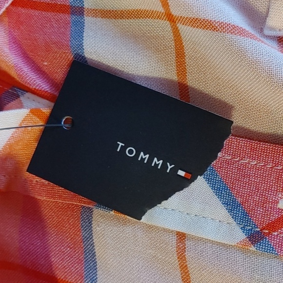 🍁NWT Tommy Hilfiger Classic Fit Button Down Shirt - Picture 3 of 14